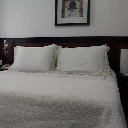 Hotel Dom Henrique Timóteo 外观 照片