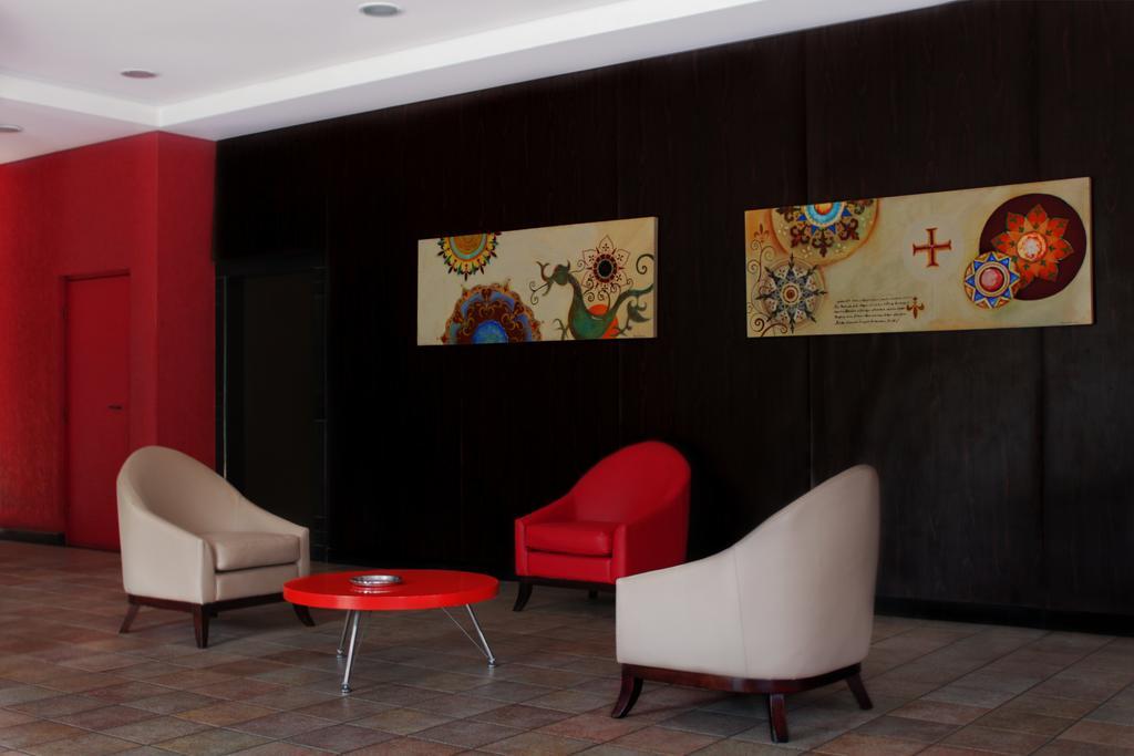 Hotel Dom Henrique Timóteo 外观 照片