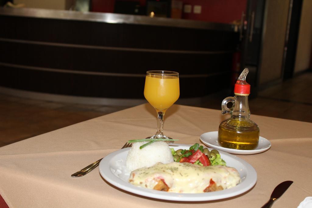 Hotel Dom Henrique Timóteo 外观 照片