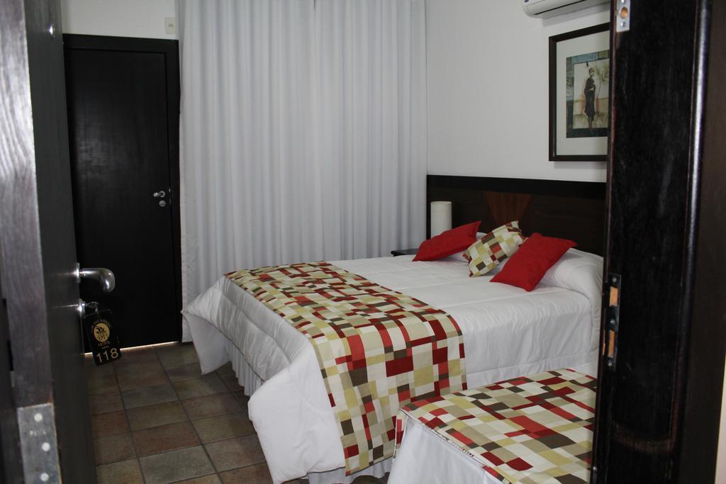 Hotel Dom Henrique Timóteo 外观 照片