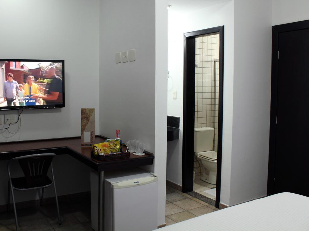 Hotel Dom Henrique Timóteo 外观 照片