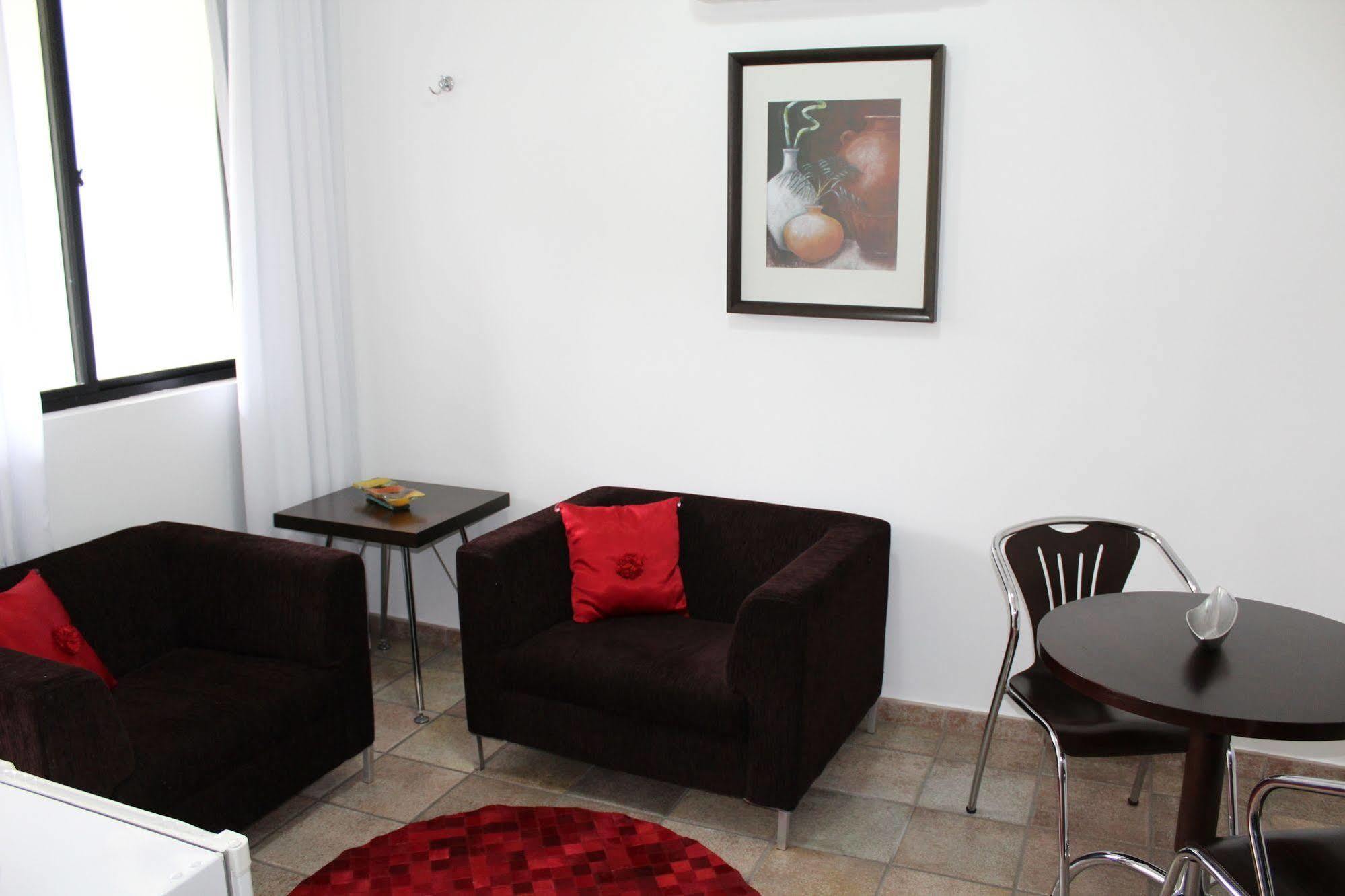 Hotel Dom Henrique Timóteo 外观 照片