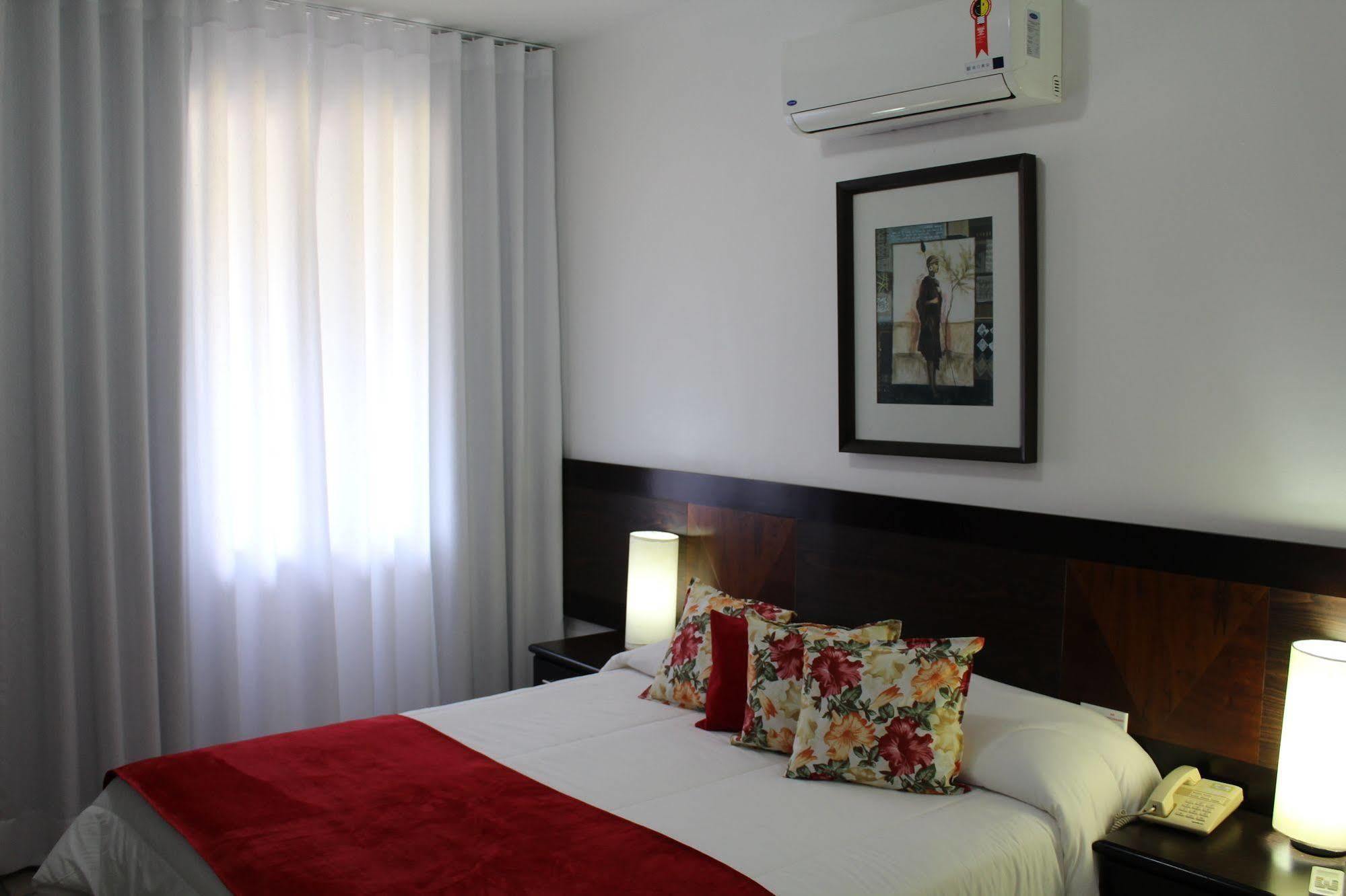 Hotel Dom Henrique Timóteo 外观 照片