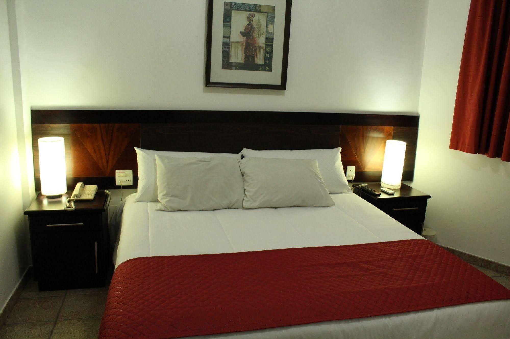 Hotel Dom Henrique Timóteo 外观 照片